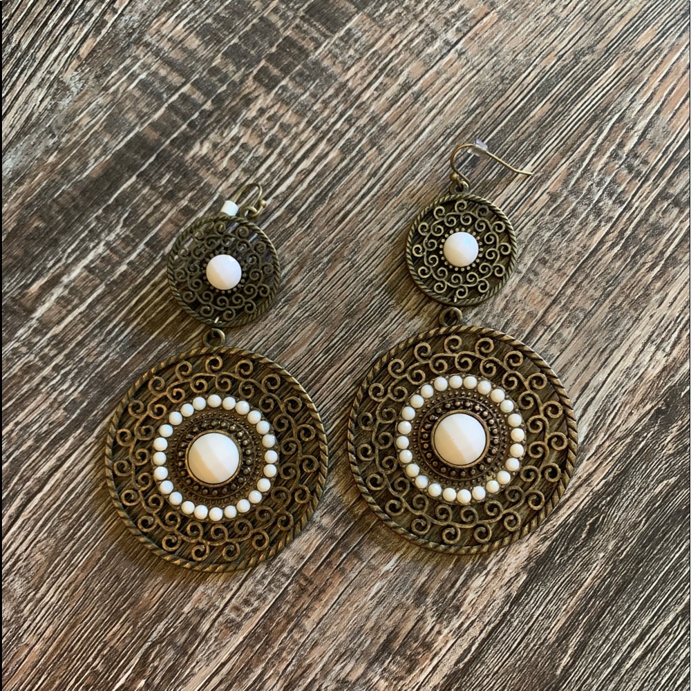 vintage earrings!